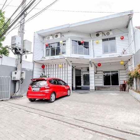 Hotel Bintang Маланг Экстерьер фото